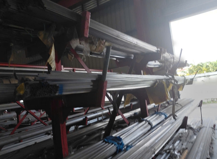 ỐNG ĐÚC INOX PHI 10.26 SCH 10/SCH 40 - MÁC THÉP 304/316/310S 