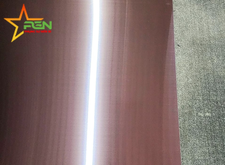 TẤM INOX XƯỚC HL MÀU TÍM NHẠT-LAVENDER HL