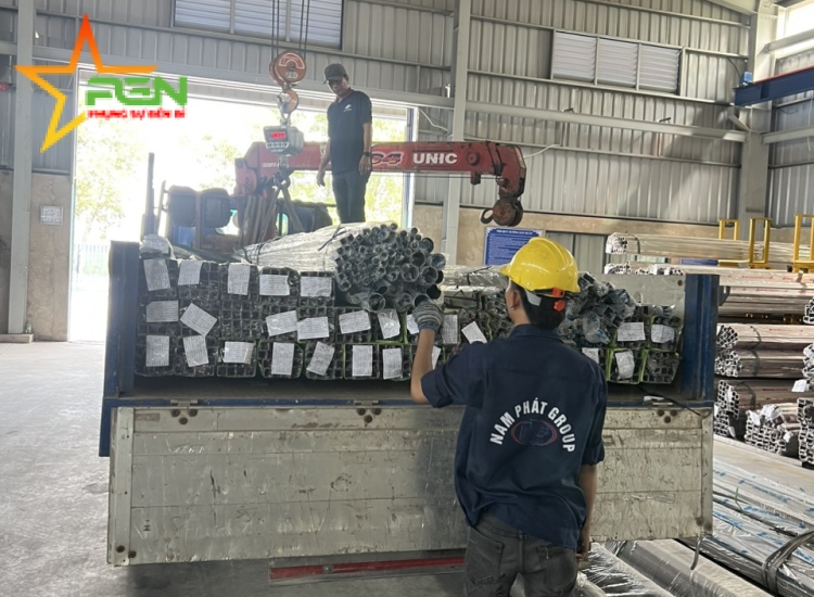 ỐNG INOX CÔNG NGHIỆP NAM PHÁT