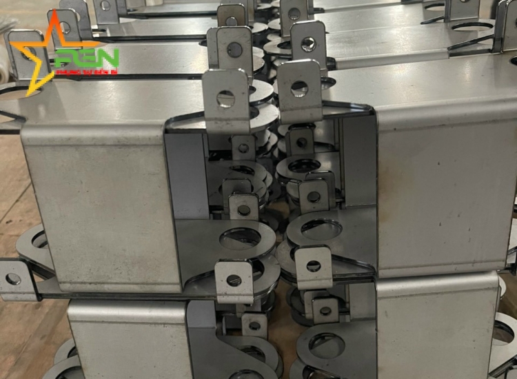 CẮT GIA CÔNG LASER INOX TẤM THEO YÊU CẦU
