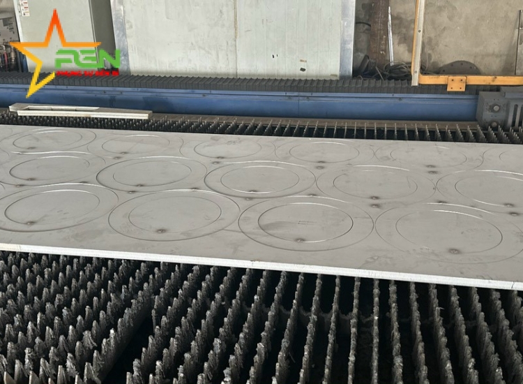 GIA CÔNG INOX LASER CHI TIẾT