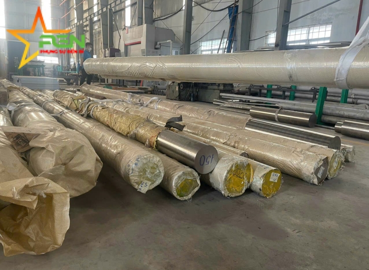 LÁP TRÒN ĐẶC 304- PHI 150|STAINLESS STEEL 304 ROUND BAR , Diameter 150mm