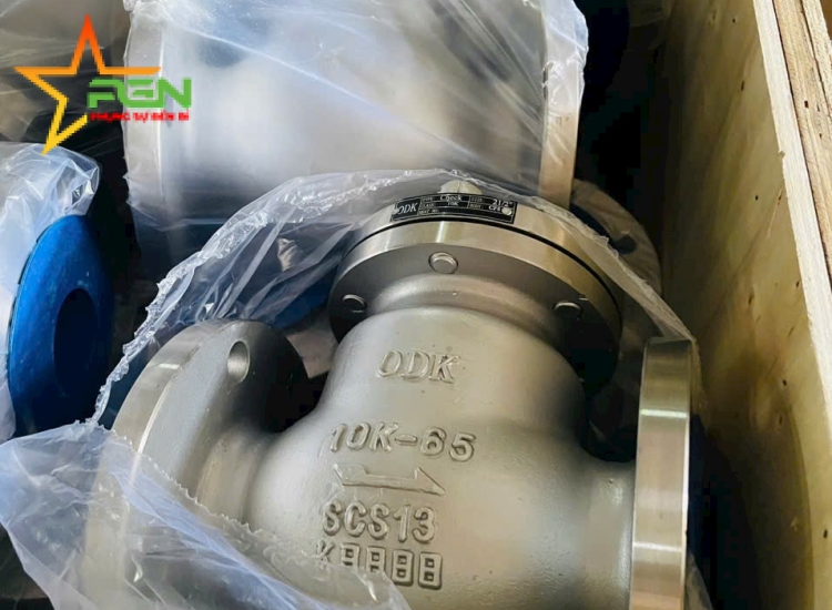 VAN CỬA INOX