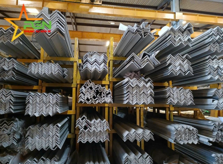 VÊ ĐÚC INOX 316/316L: 30 x 30 x 4.0 x 6 M