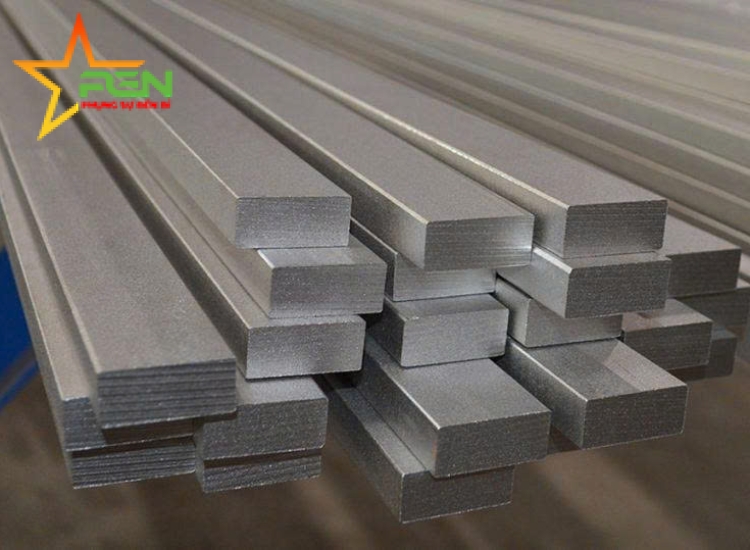 THANH LA ĐÚC 304 SỌC XƯỚC : 65 x 5.0 x 4000/6000MM/HL- LẬP LÀ INOX - Stainless Steel Bar Flat